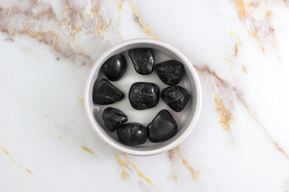 Pierre noire en Tourmaline